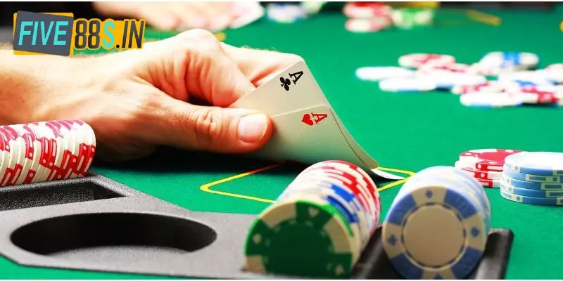 Poker Five88 - Sảnh Game Online Uy Tín Hàng Đầu Châu Á 2 Chơi Poker Five88 mang lại cơ hội làm giàu nhanh chóng